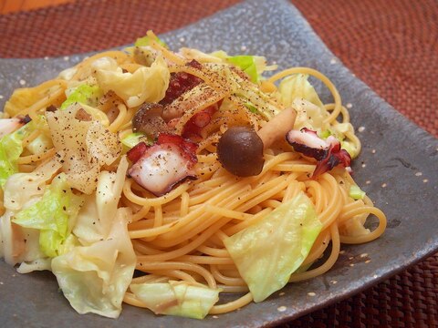 にんにく香る！タコとキャベツのパスタ